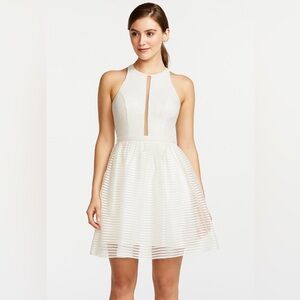 Hailey Logan By Adrianna Papell White Cocktail Prom Dress Juniors Size 11/12